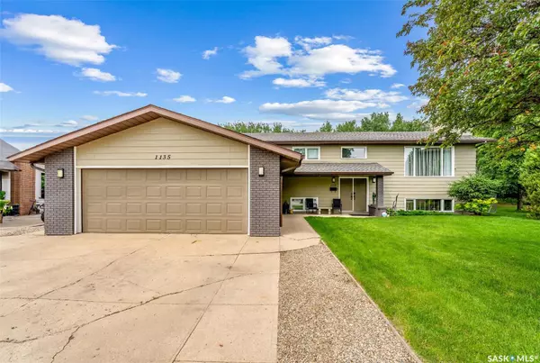 1135 Basaraba PLACE, Prince Albert, SK S6V 7K3