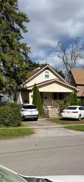 6251 Crawford ST,  Niagara Falls,  ON L2E 5Y5