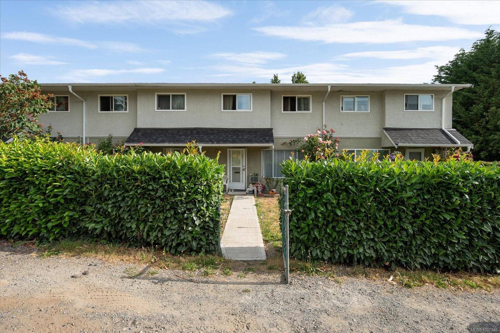 1656 Meredith Rd #2, Nanaimo, BC V9S 2M2