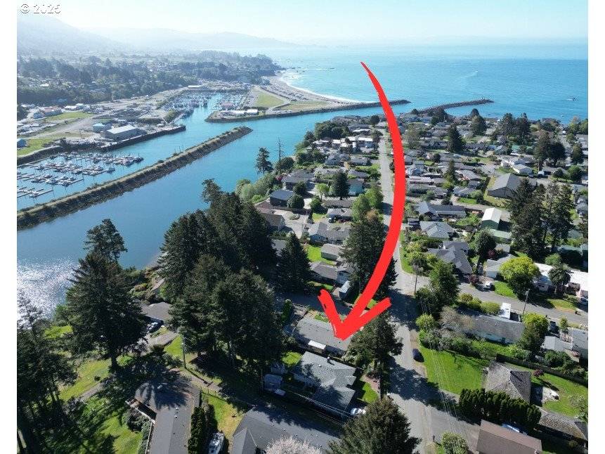 Brookings, OR 97415,346 DEL NORTE LN