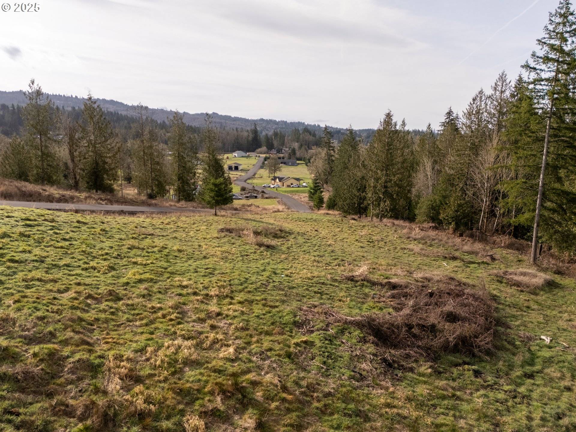 Kelso, WA 98626,426 Rose Garden LN