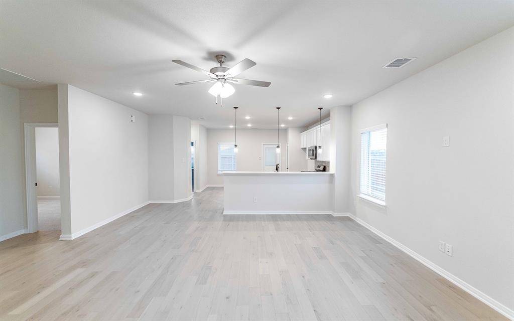 Sherman, TX 75092,2408 Hollyhill Way