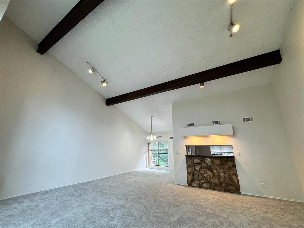 Dallas, TX 75231,7418 Fair Oaks Avenue #A5