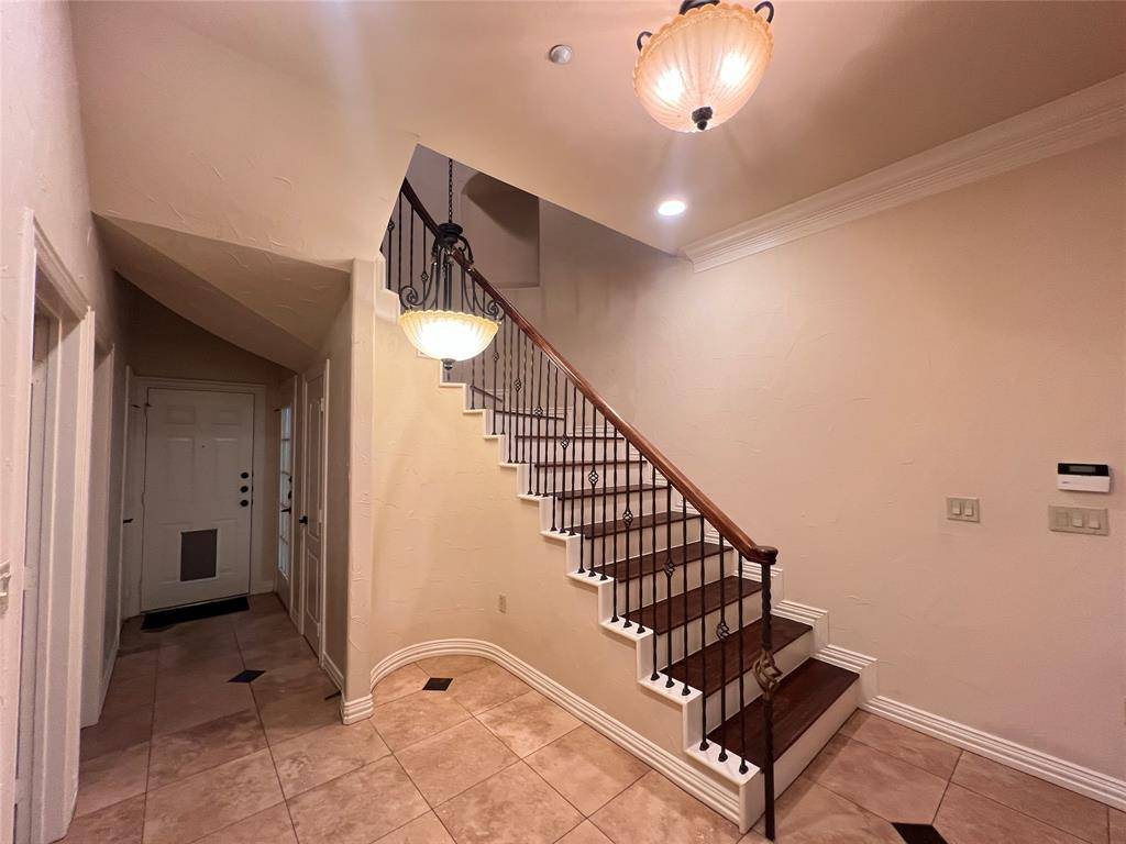 Dallas, TX 75209,7809 Linwood