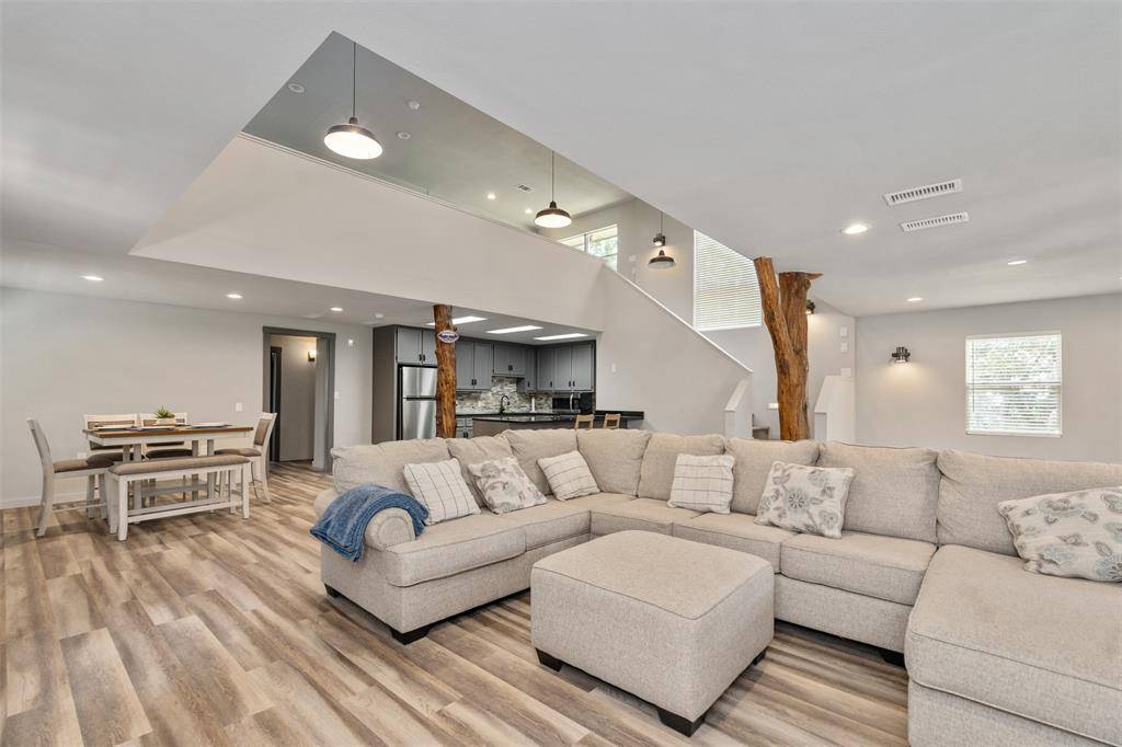 Tool, TX 75143,1327 Whispering Springs Drive