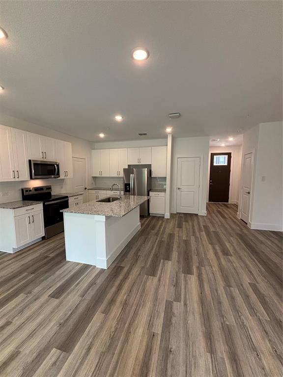Celina, TX 75009,1544 Creekside Drive