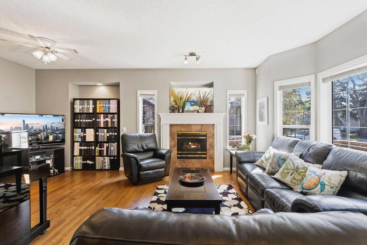 Calgary, AB T2M 2P4,438 31 AVE NW #10