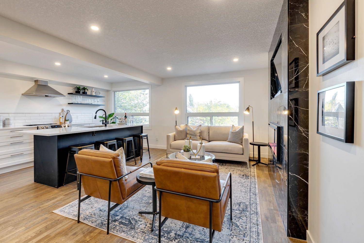 Calgary, AB T2T 4W2,2126 18A ST Southwest