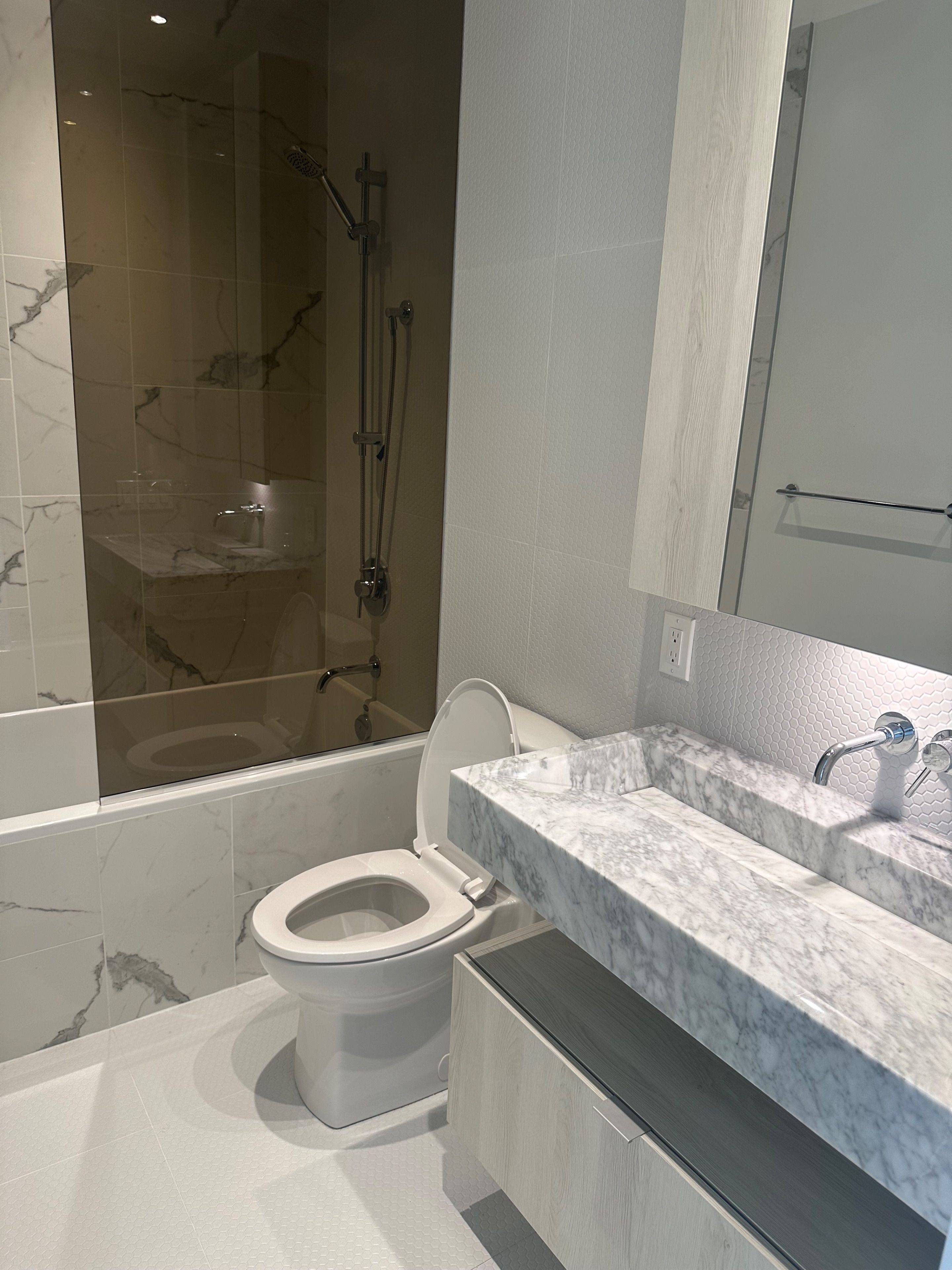 Toronto C02, ON M4W 0B7,11 Yorkville AVE #5607
