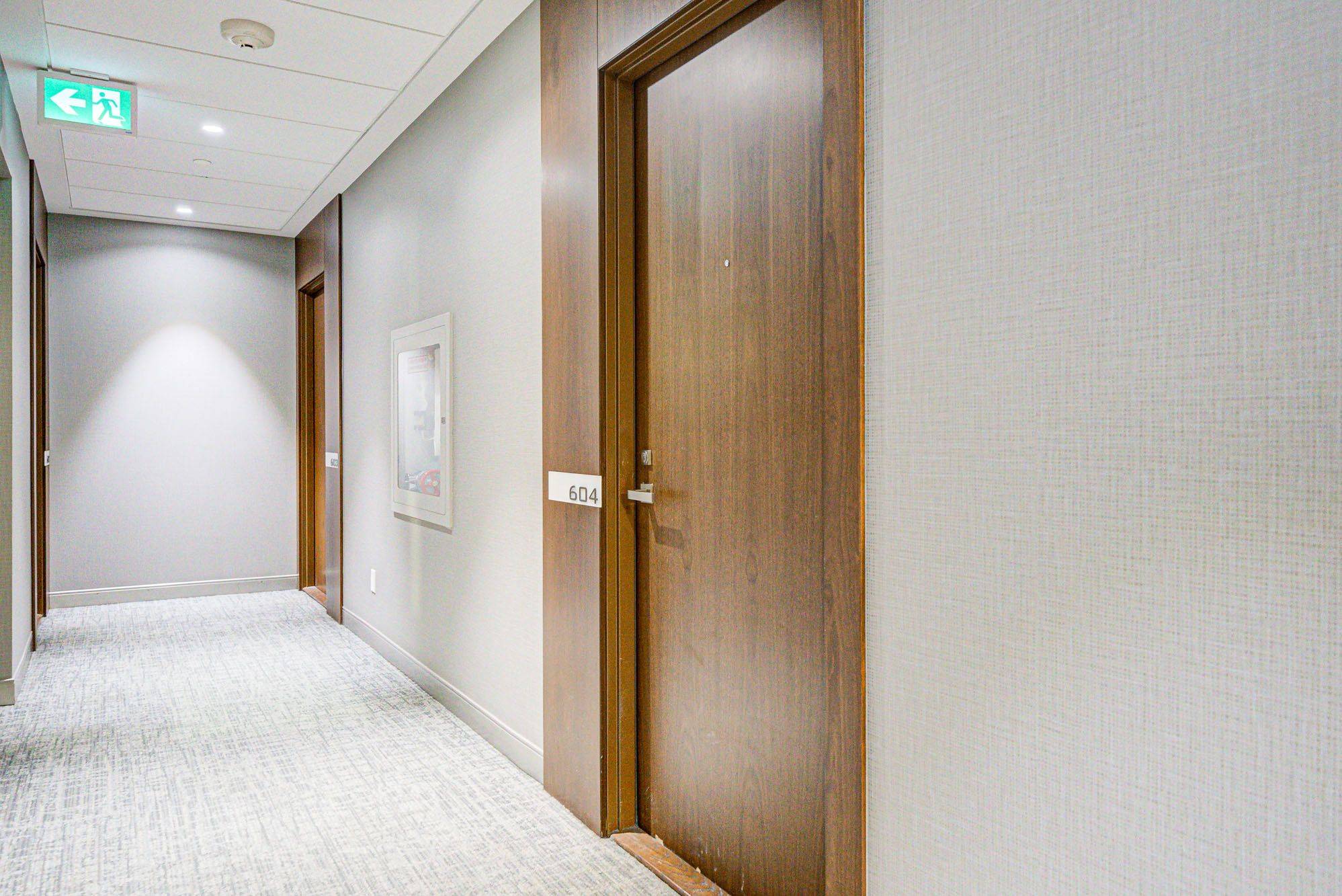 Toronto E07, ON M1S 0L3,255 Village Green SQ #604