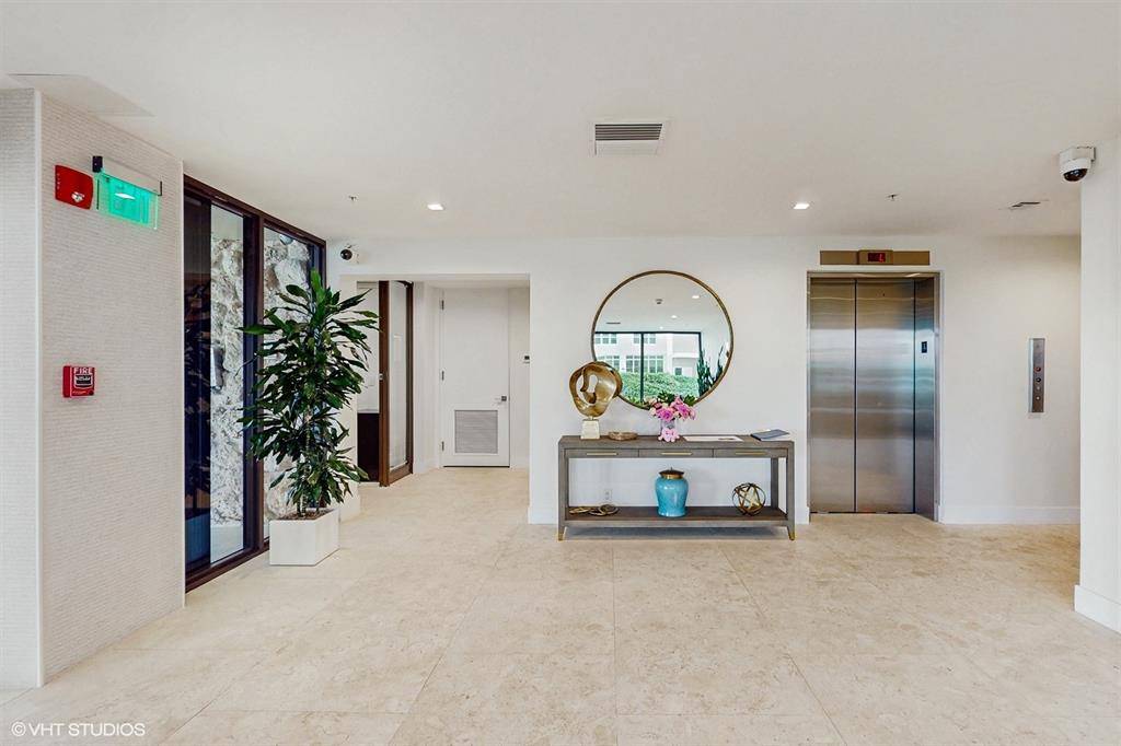 Singer Island, FL 33404,5460 N Ocean Drive #1d