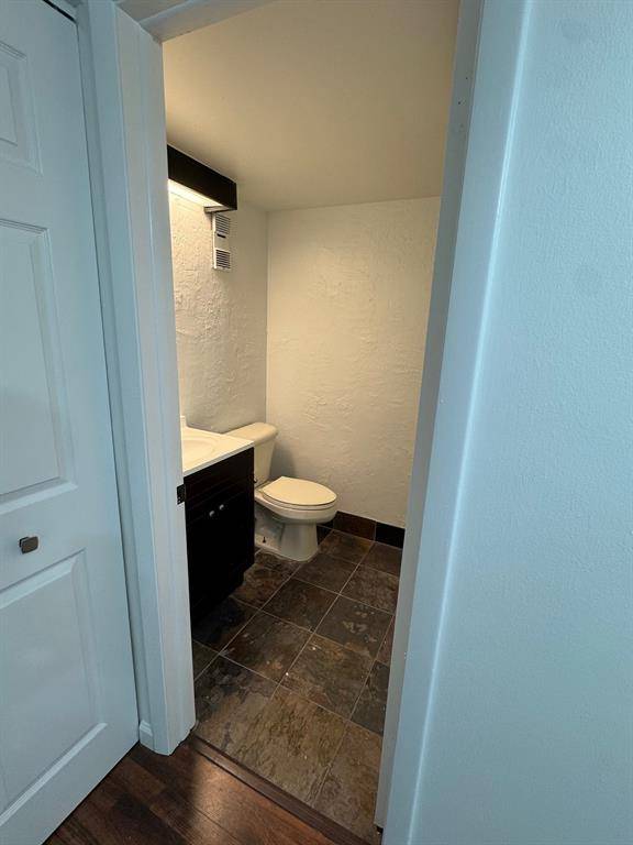 Delray Beach, FL 33444,755 Dotterel Rd #1202