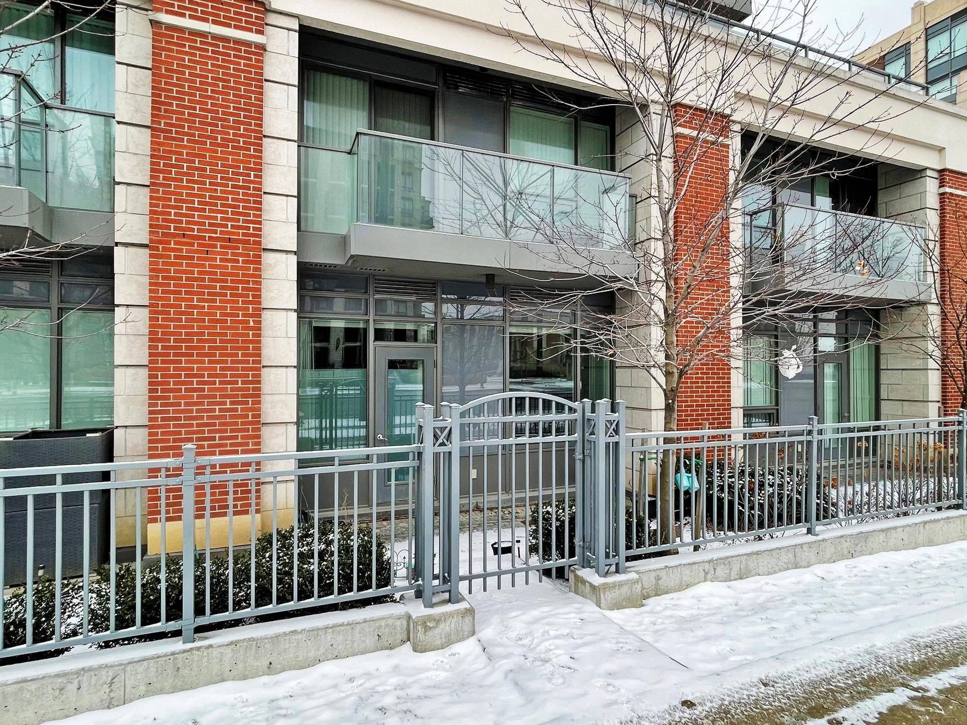Markham, ON L3R 1A6,8228 Birchmount RD #115