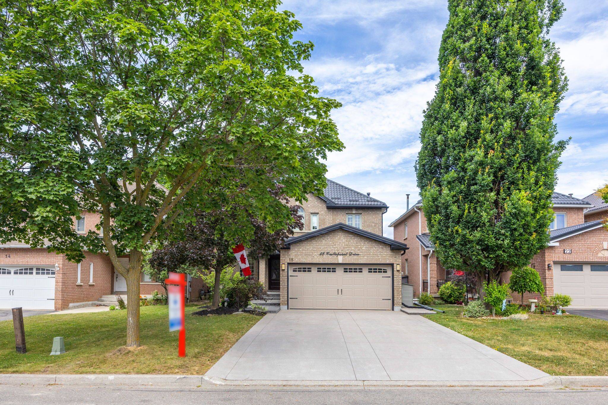 Vaughan, ON L4H 1C1,18 Castlepoint DR