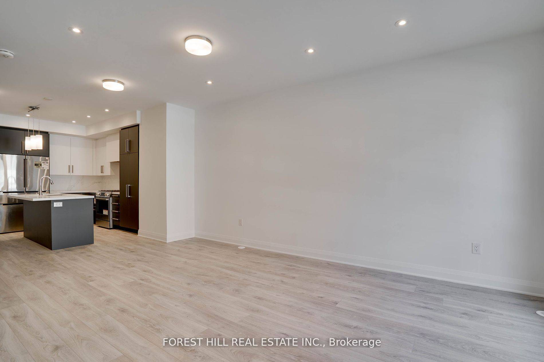 Vaughan, ON L4J 0M1,16 Chesley ST