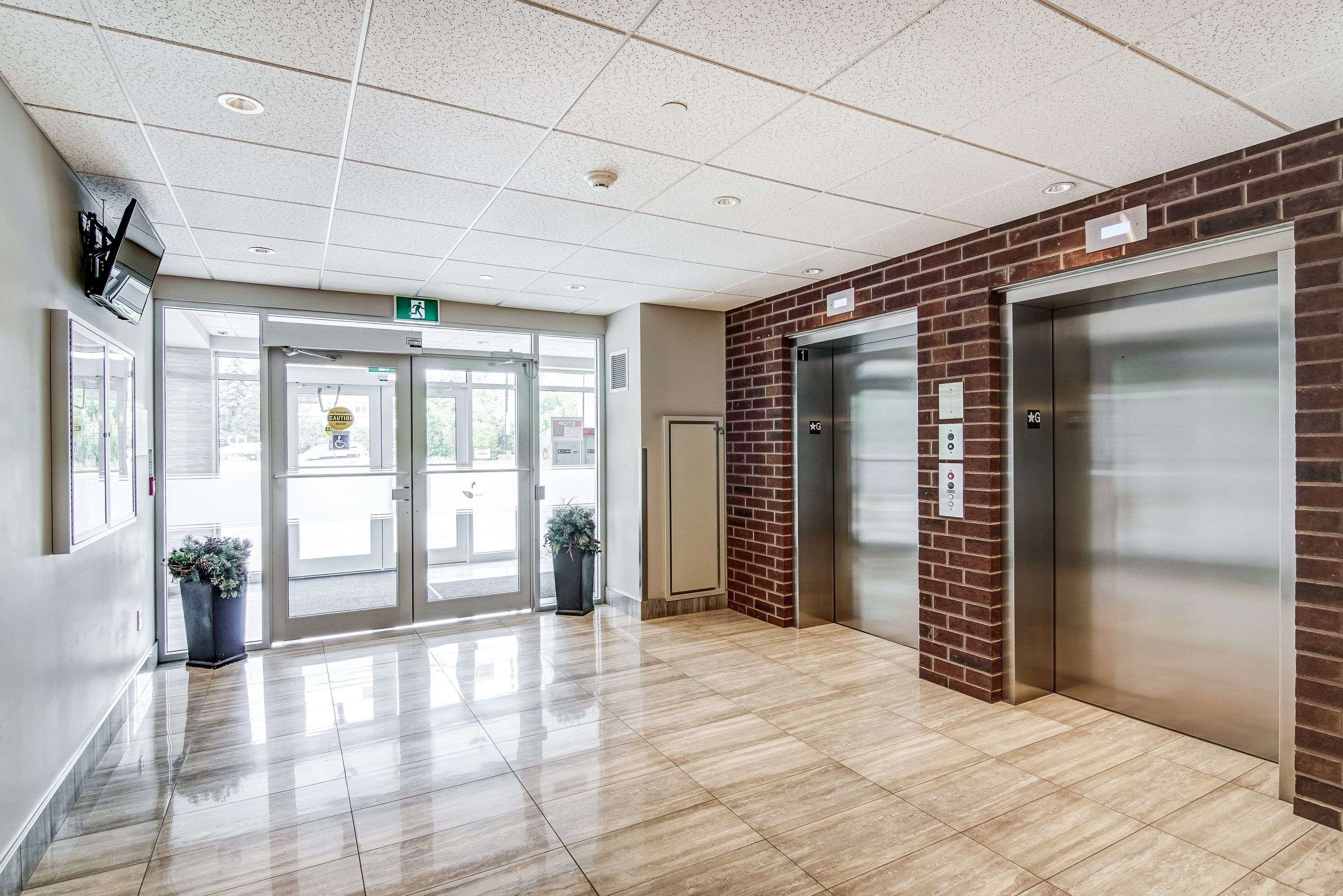 Markham, ON L3R 5K1,7768 Kennedy RD #506