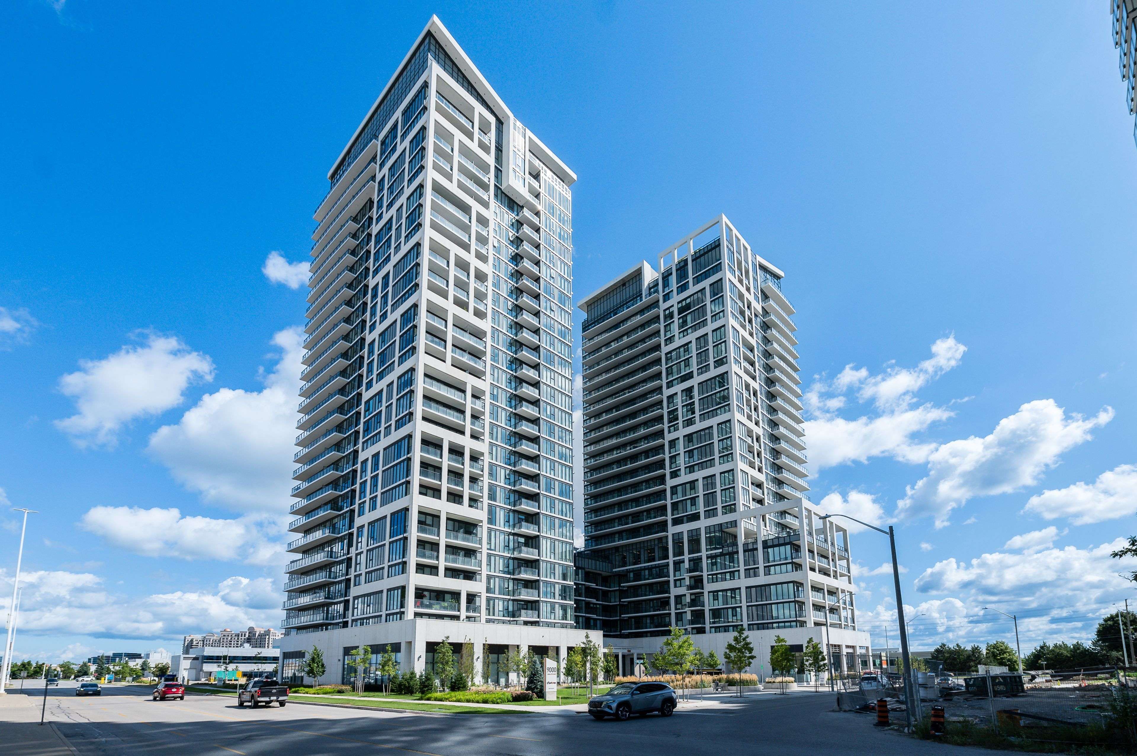 9000 Jane ST #1004, Vaughan, ON L4K 0M6