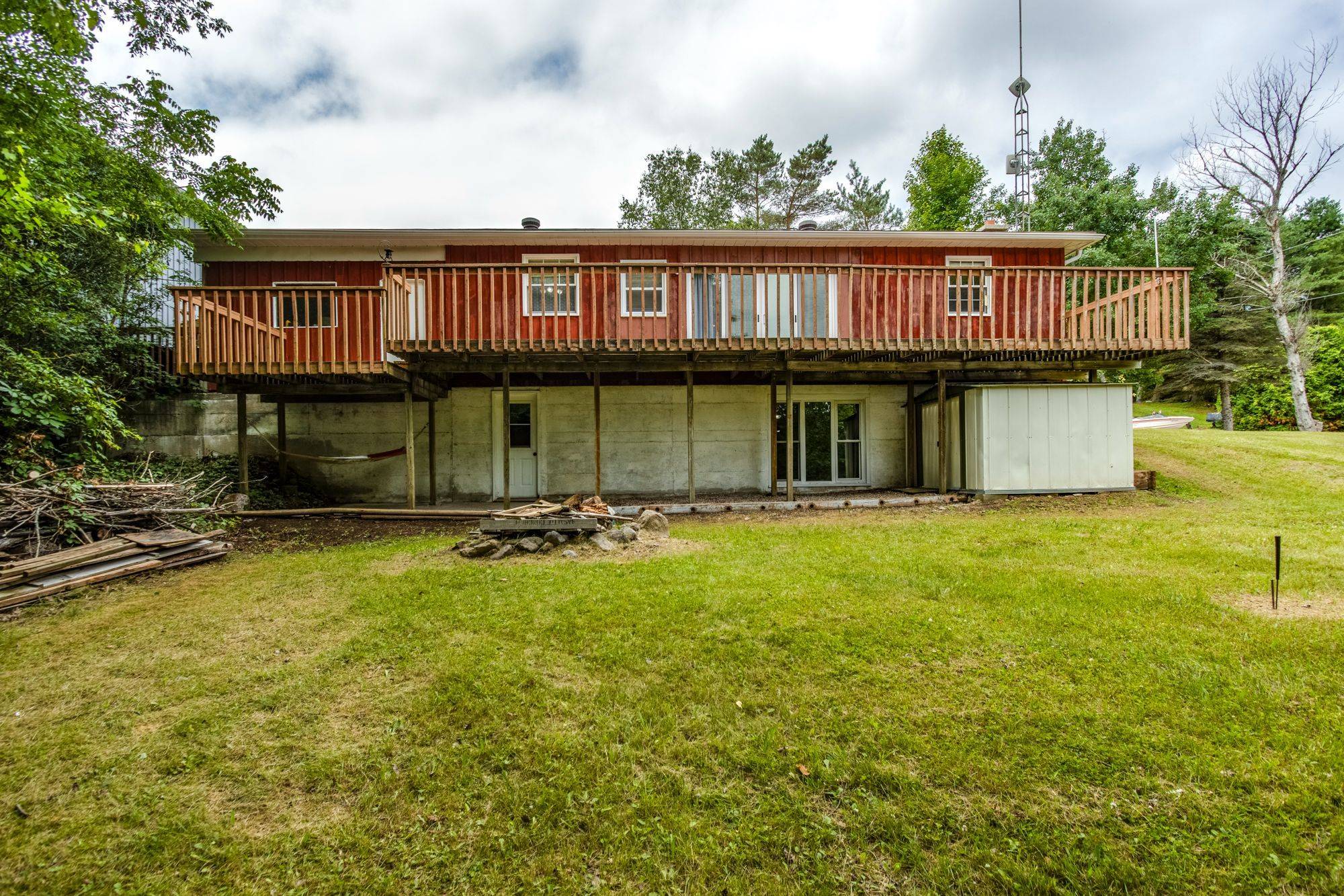 Penetanguishene, ON L9M 1R5,40 Lepage DR