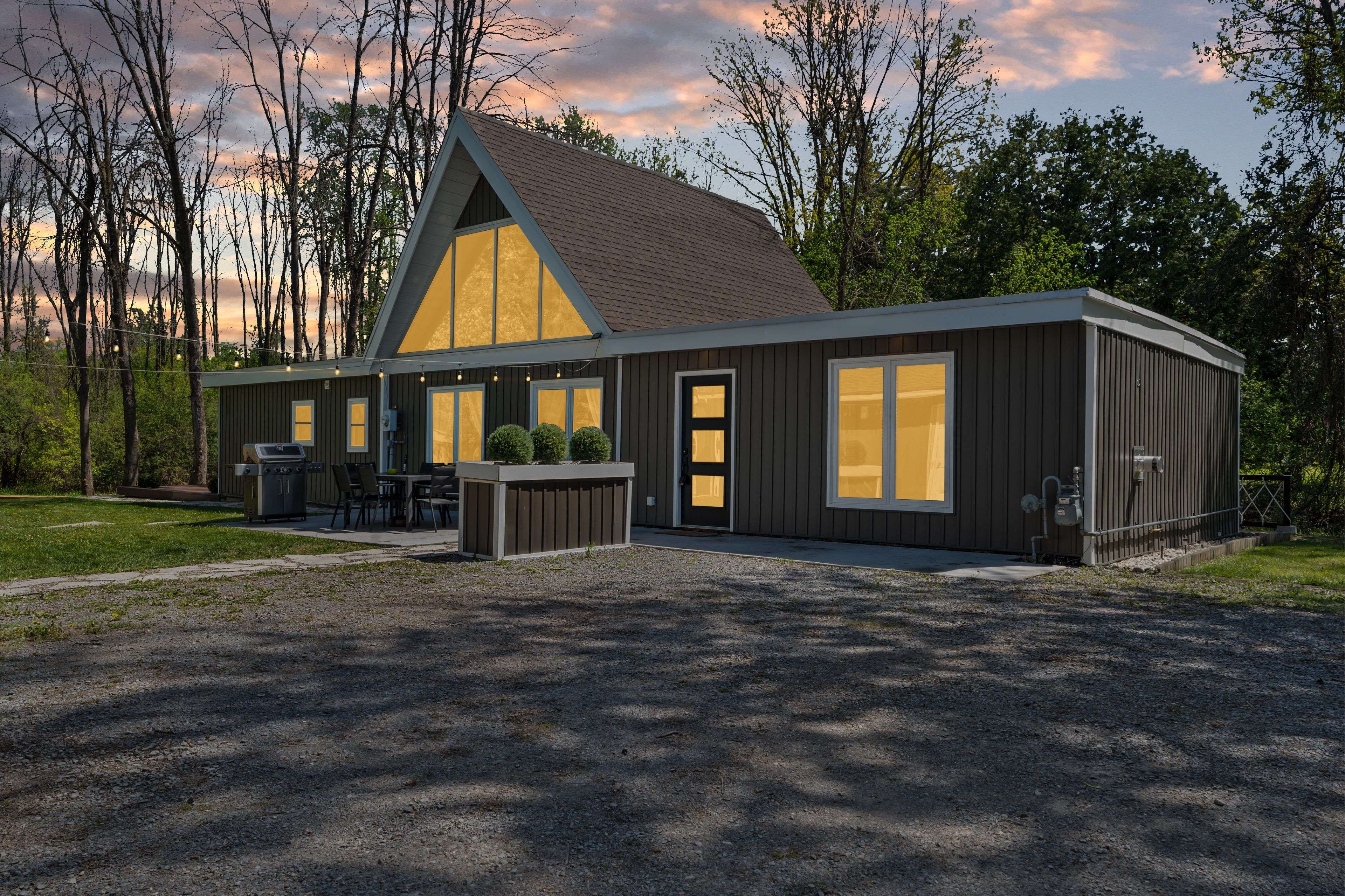 Greater Napanee, ON K7R 3L1,8546 COUNTY 2 RD