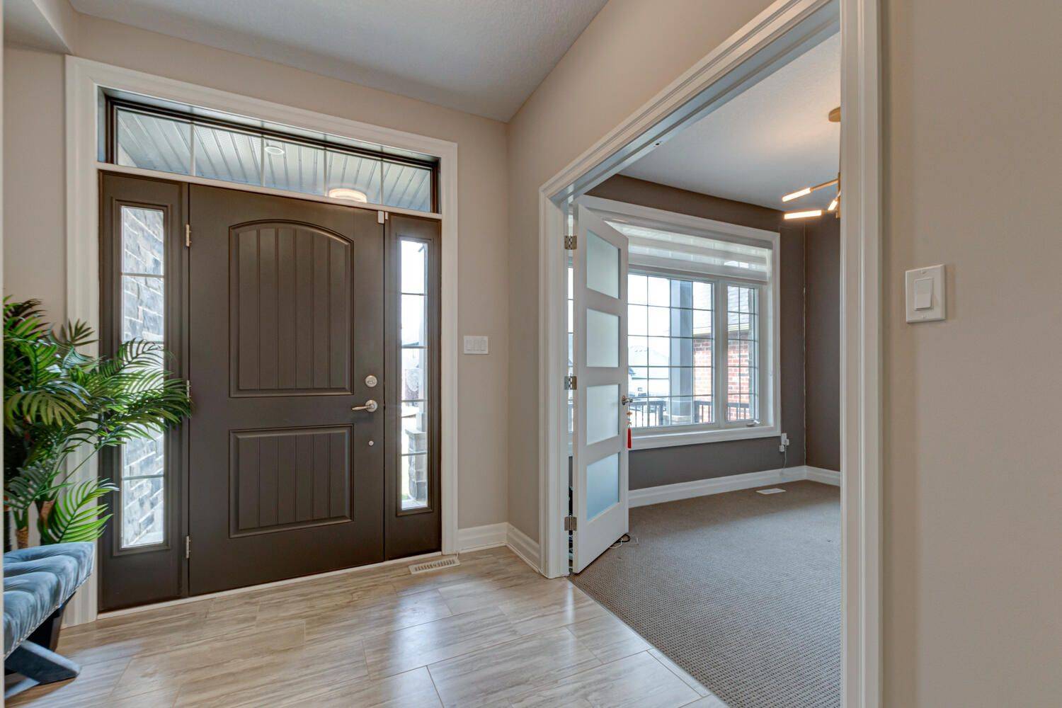 London South, ON N6K 0J2,1038 Trailsway AVE