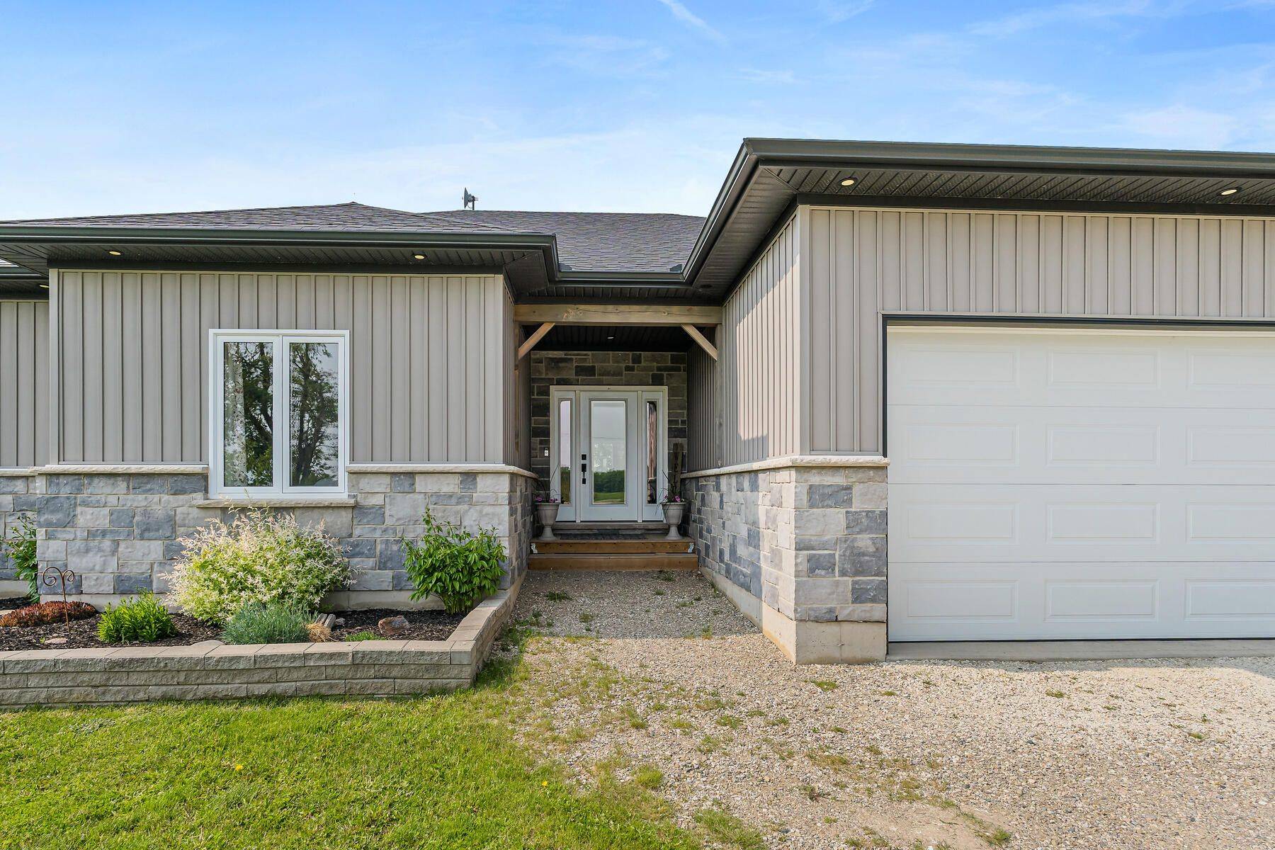 Mulmur, ON L9V 0W4,706183 County Rd 21 N/A