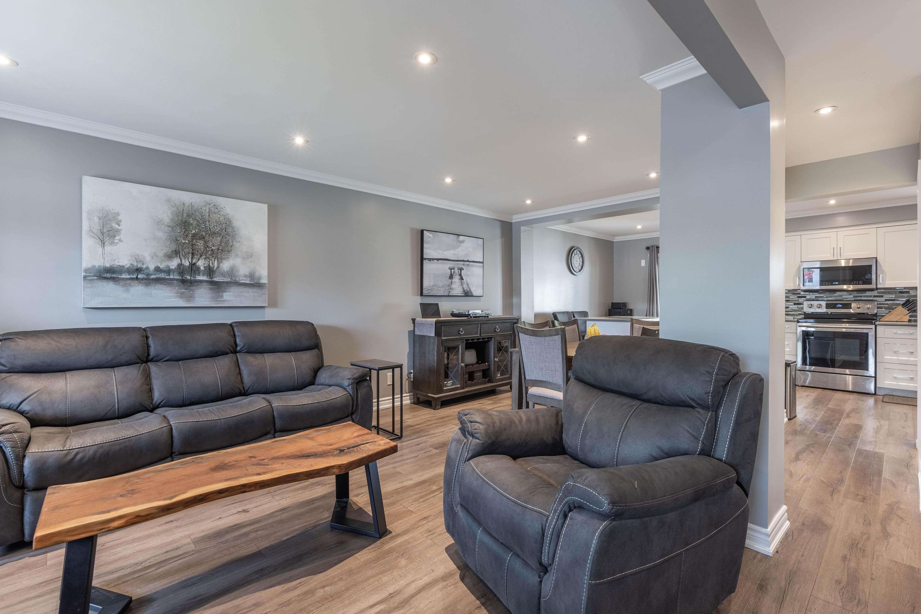 Port Colborne, ON L3K 6B3,8 Apollo DR