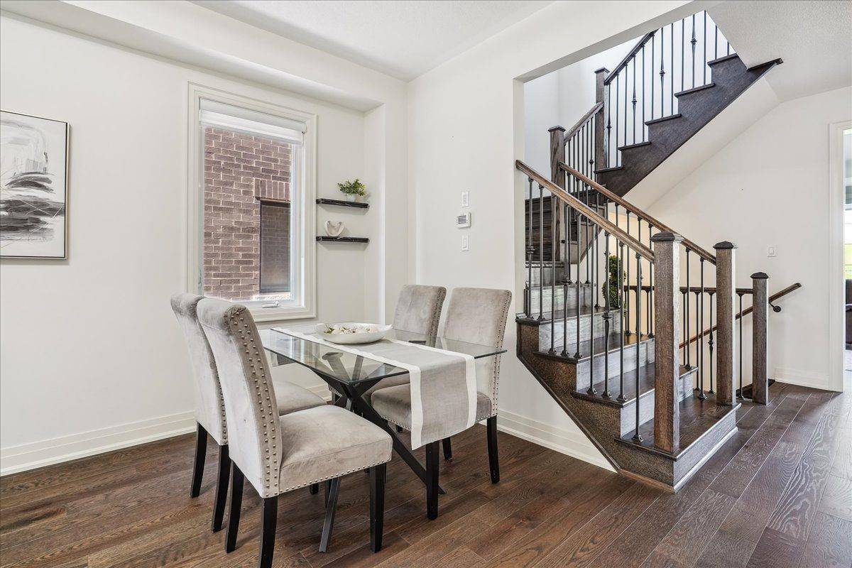 Hamilton, ON L8B 1Y6,81 Granite Ridge TRL