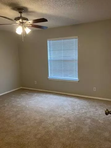 White Settlement, TX 76108,8129 Foxfire Lane #C