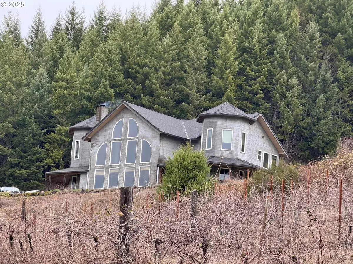 Yamhill, OR 97148,21012 NW TRASK TOLL RD