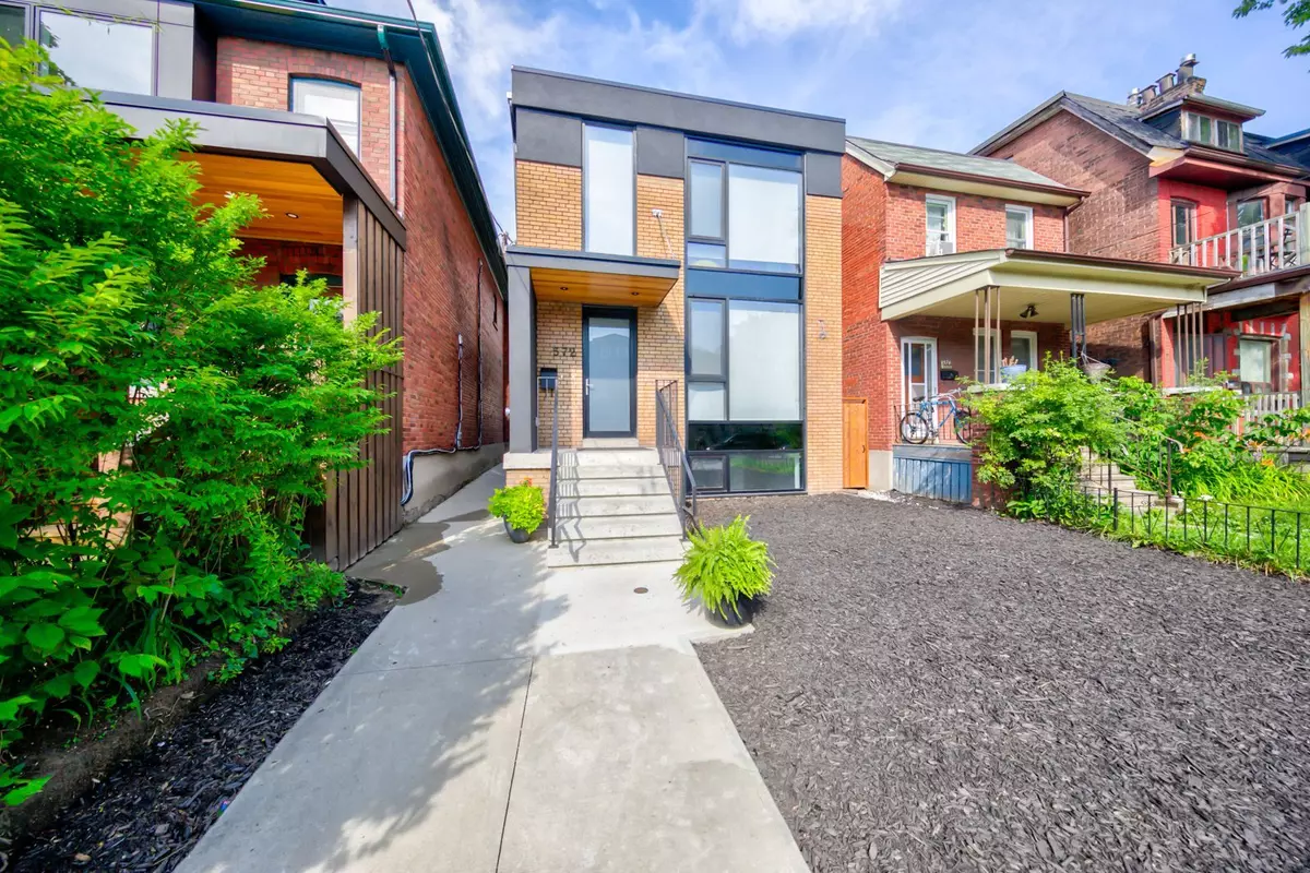 Toronto C02, ON M6G 2P7,572 Palmerston AVE #Lower