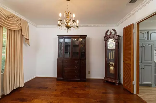 Irving, TX 75061,909 W Grauwyler Road