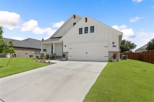 Azle, TX 76020,1420 Whitetail Lane