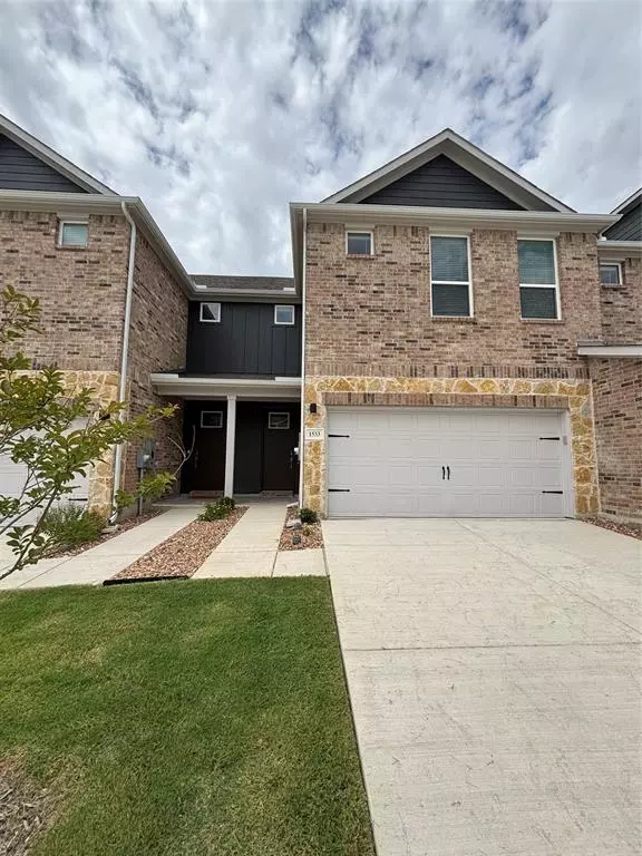 1544 Creekside Drive, Celina, TX 75009