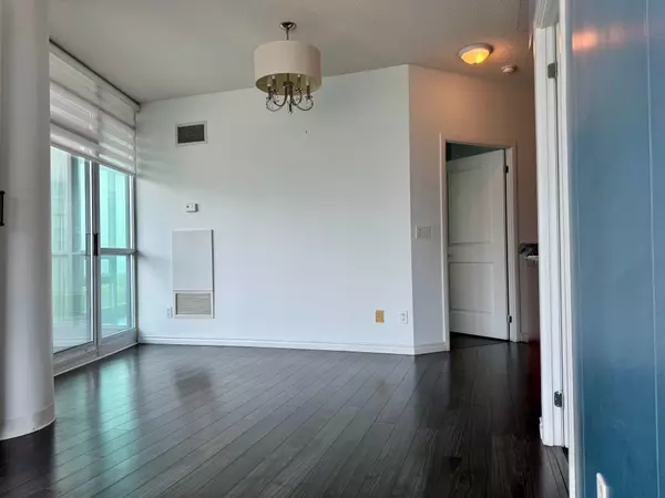 Toronto C01, ON M5V 1B2,231 Fort York BLVD #1222
