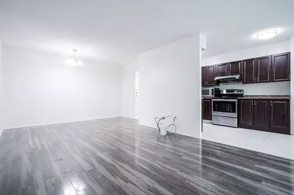 Toronto E11, ON M1B 2L3,5580 Sheppard AVE E #308