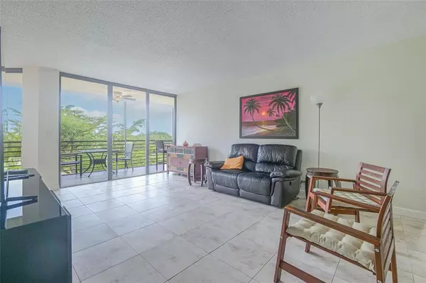 Lauderhill, FL 33319,7400 Radice Ct #407