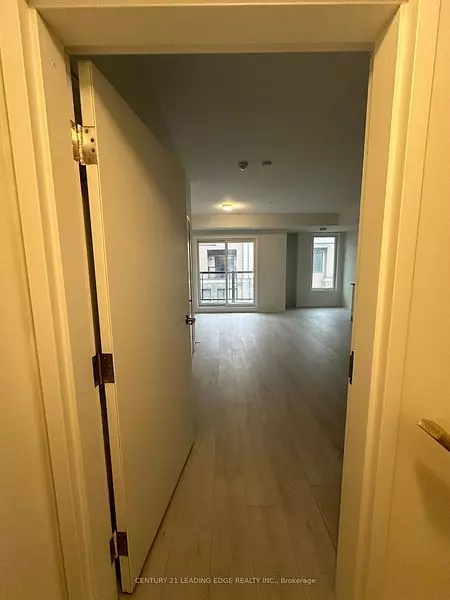 Mississauga, ON L5L 0C1,3546 Colonial DR #16