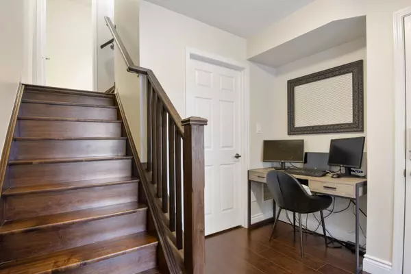 Brampton, ON L7A 3Z4,100 Baycliffe CRES