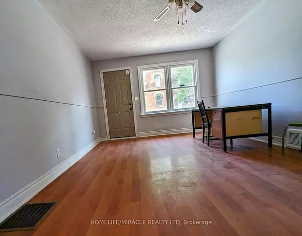 Halton Hills, ON L7G 3H2,45 Main ST N