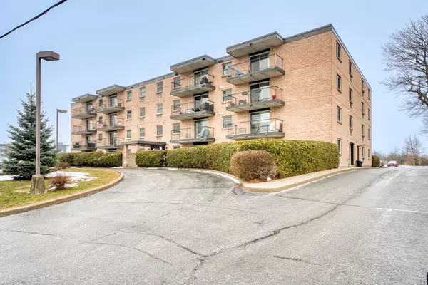 206 Woodward ST #307, Carleton Place, ON K7C 4E9