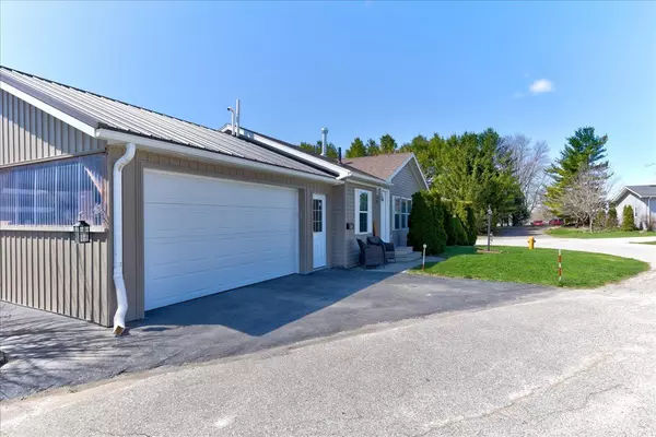St. Marys, ON N4X 1C4,25 Thames RD #27