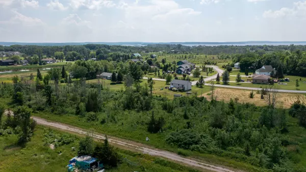 Georgian Bay, ON L0K 1S0,155 Hillside DR