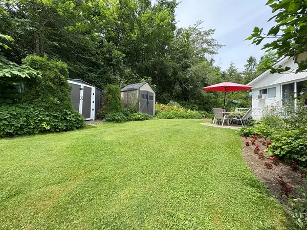 Kawartha Lakes, ON K9V 0H5,2 Hill ST