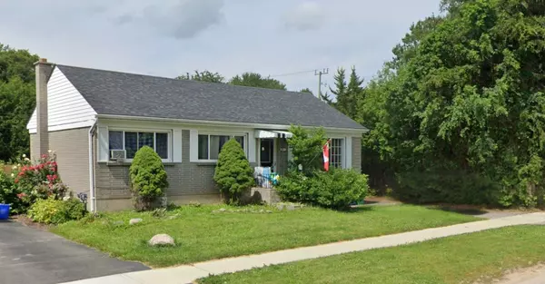887 Philip ST, Peterborough North, ON K9H 6E4
