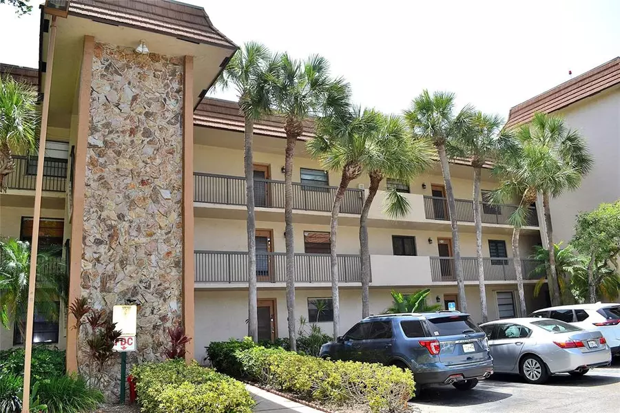 4975 E Sabal Palm Blvd #203, Tamarac, FL 33319
