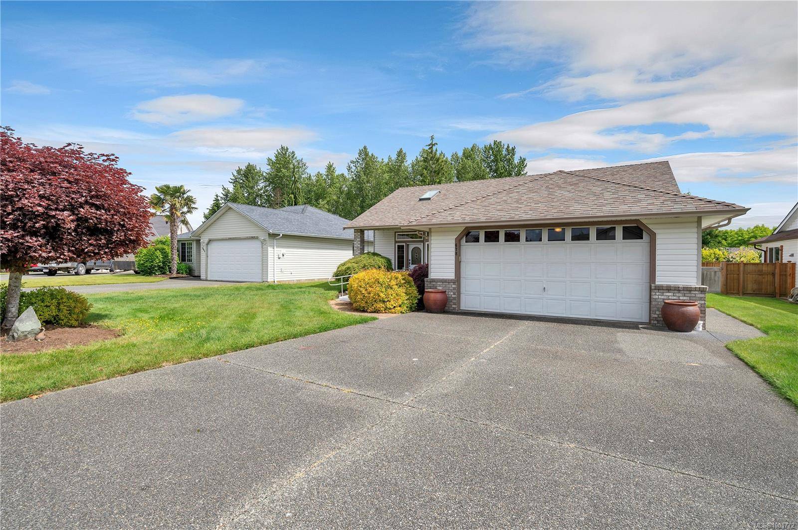 Campbell River, BC V9H 1S8,678 Baker Pl