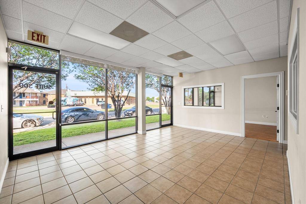 Waxahachie, TX 75165,201 Amanda Lane #300