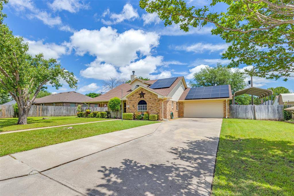 Bonham, TX 75418,715 Mockingbird Street
