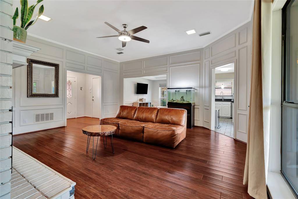 Grapevine, TX 76051,710 Oak Lane