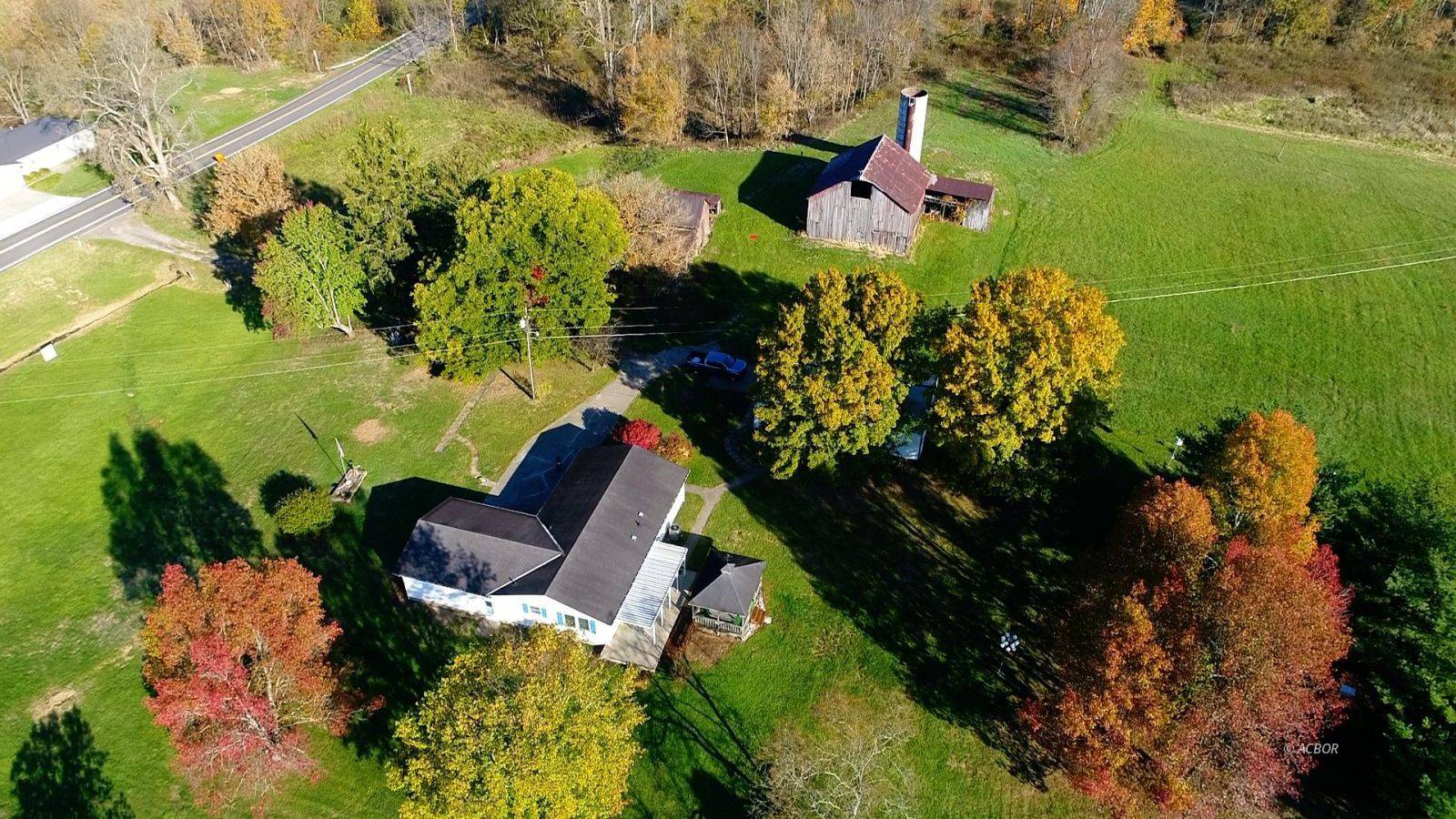 Athens, OH 45701,6808 Radford Rd